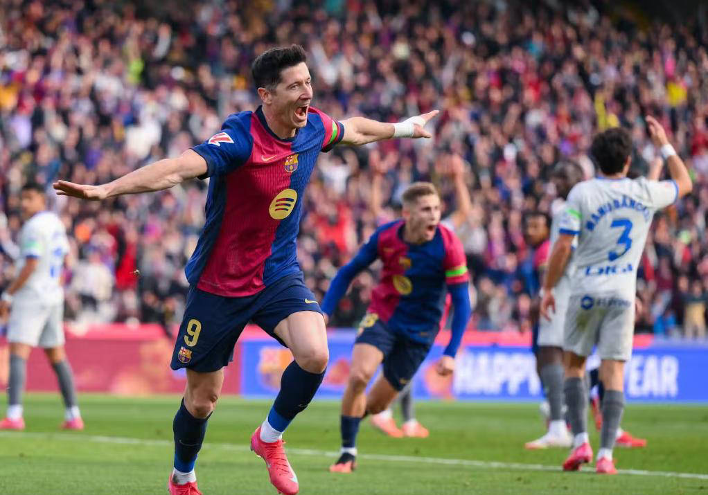 莱万多夫斯基赛事官方发布出色防守新规,法国队争议不断!的简单介绍 莱万多夫斯基赛事官方发布出色防守新规,法国队争议不断!的简单介绍