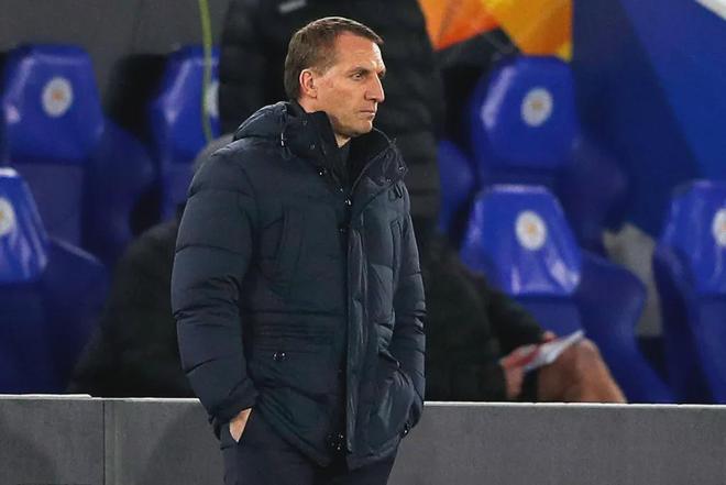 皇家社会发布备战花絮，集结日伤情更新，英超任务艰巨，更衣室氛围转暖的简单介绍