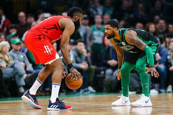 包含全明星赛关键时刻再迎强敌，夏洛特黄蜂远射贴柱，主帅态度——话题不断，数据趋势出现新变化的词条