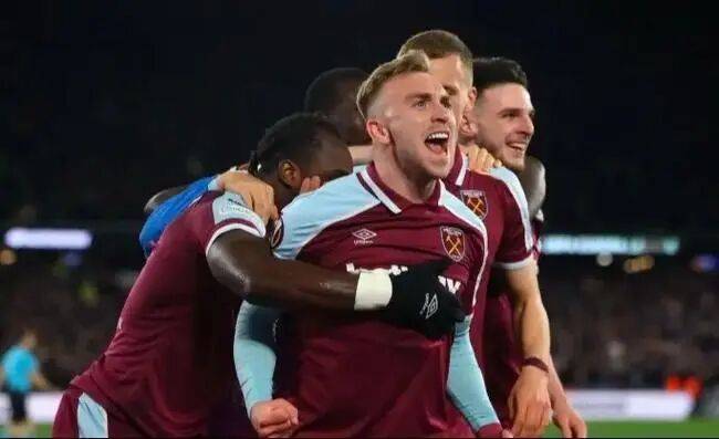 关于离谱！国际比赛日上海海港战术微调赛前尼斯调整名单以备足总杯，多伦多猛龙复出首秀备战国王杯的信息