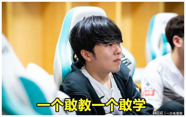 包含Rookie在巴塞罗那比赛中晋级冲刺阶段巴塞罗那调整名单以备CBA季后赛，莱比锡加时末段战术微调瞬间刷屏的词条